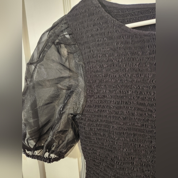 BLACK PUFF SLEEVE DRESS - Picture 7 of 9